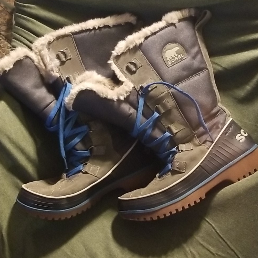 Sorel boots sz 9 / 40